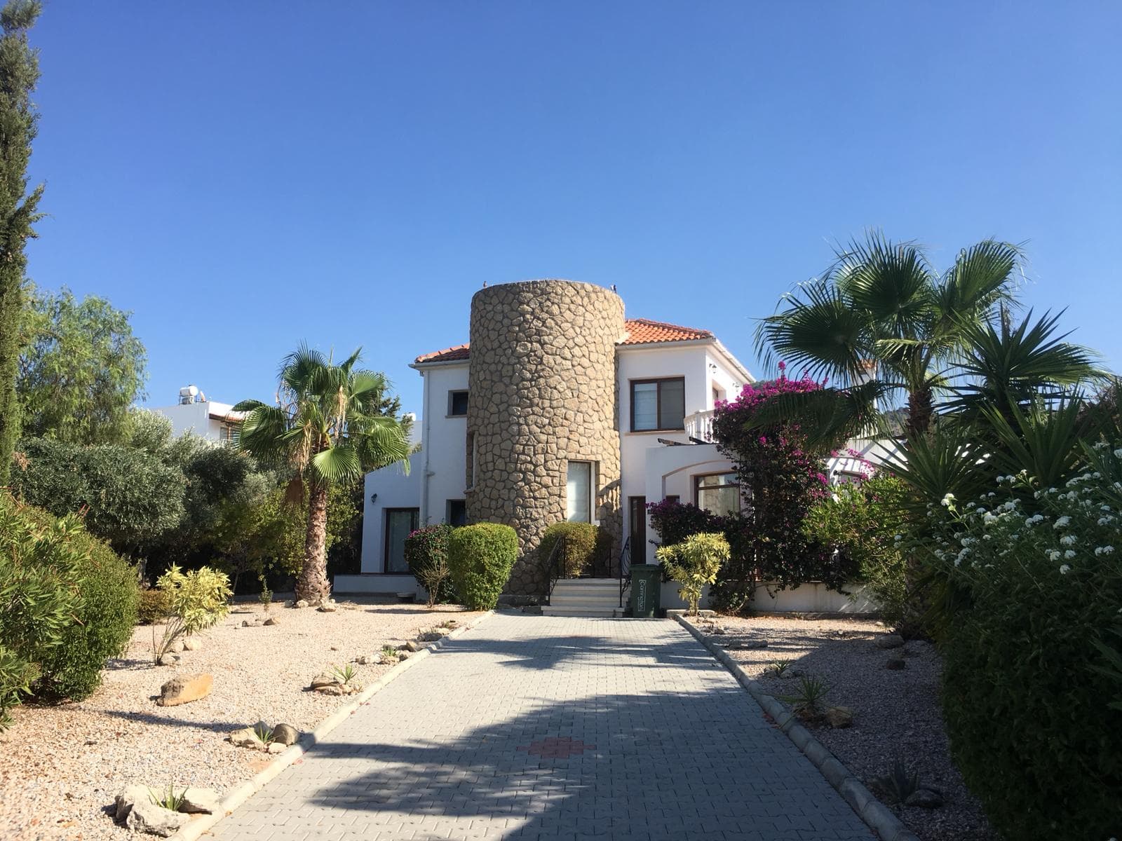 The Morlais | Exclusive Seafront Luxury Villas