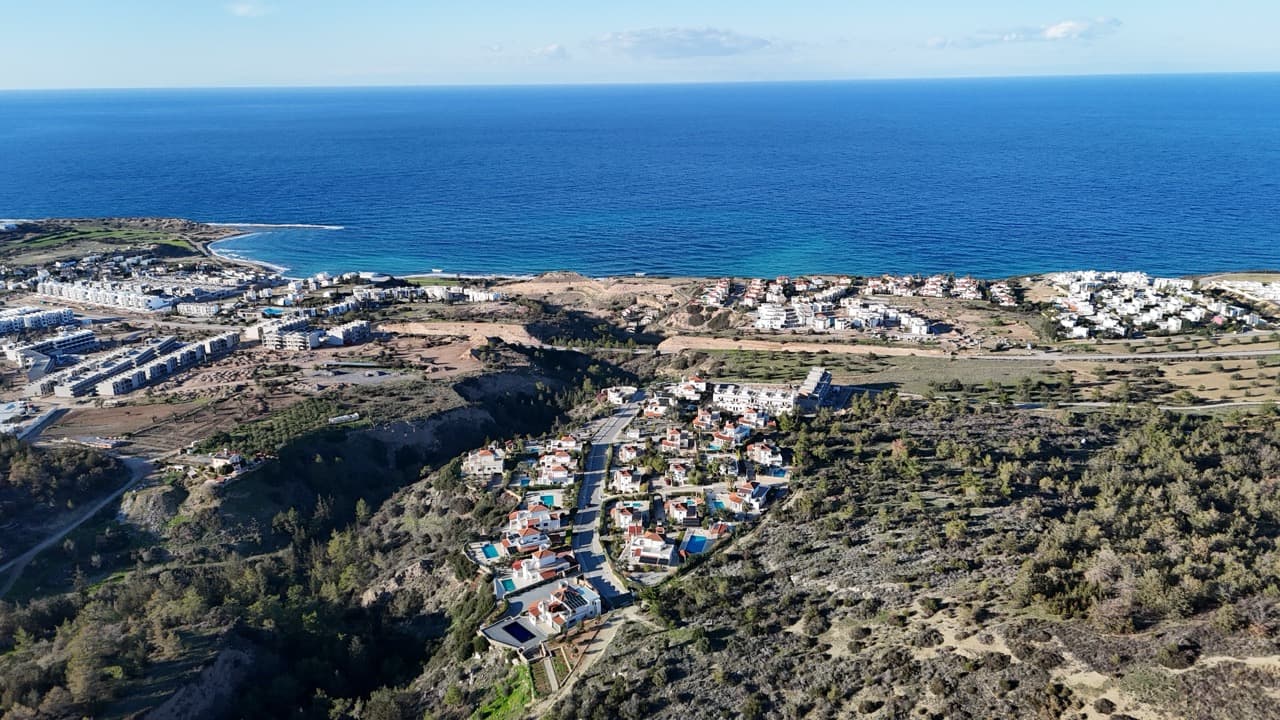 Sunset Valley | Refined Hillside Living Overlooking the Mediterranean